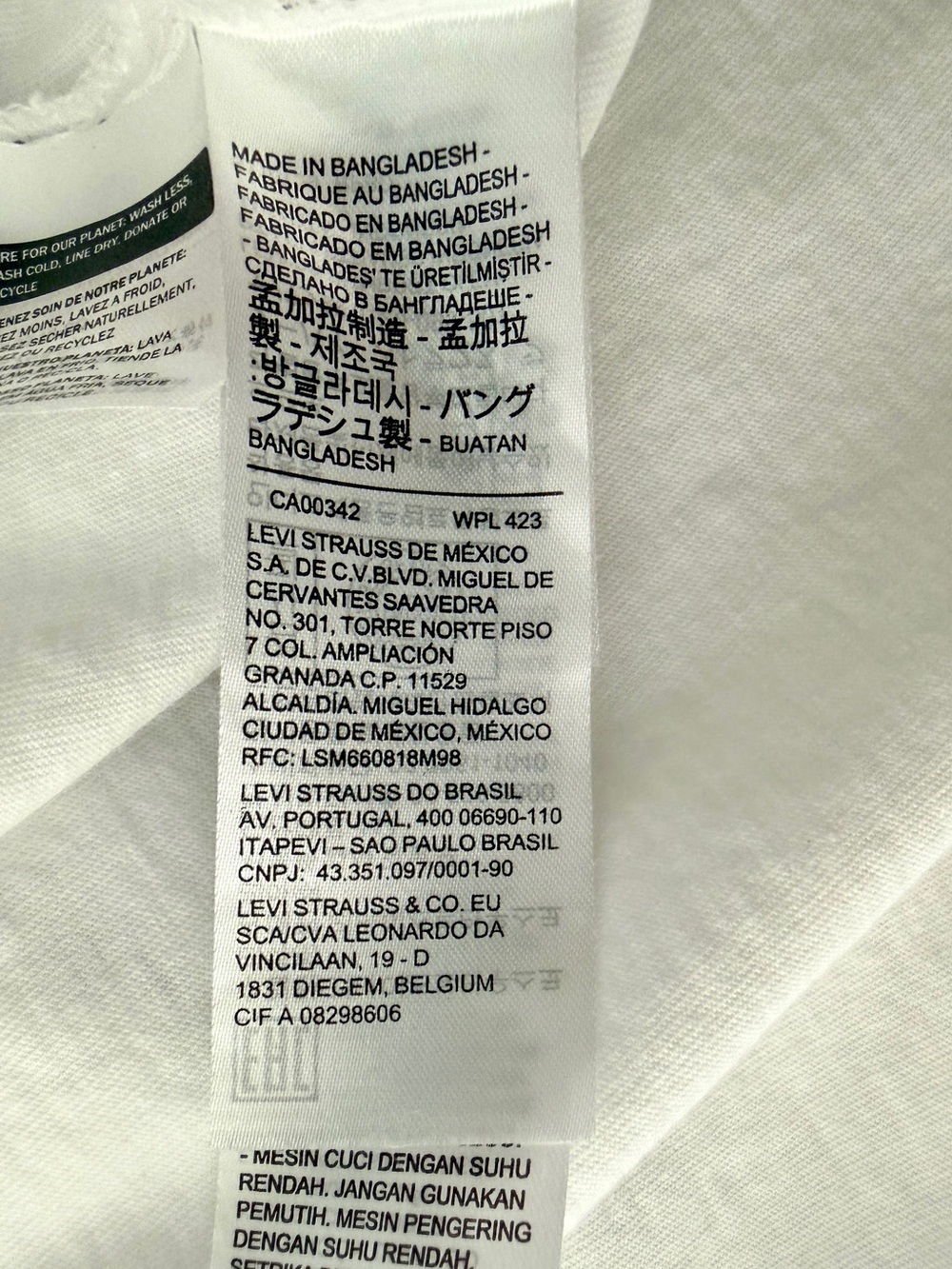 Levi's Relaxed Fit Worldwide Globe Graphic Tee White Short Sleeve Men's Large - Picture 8 of 9